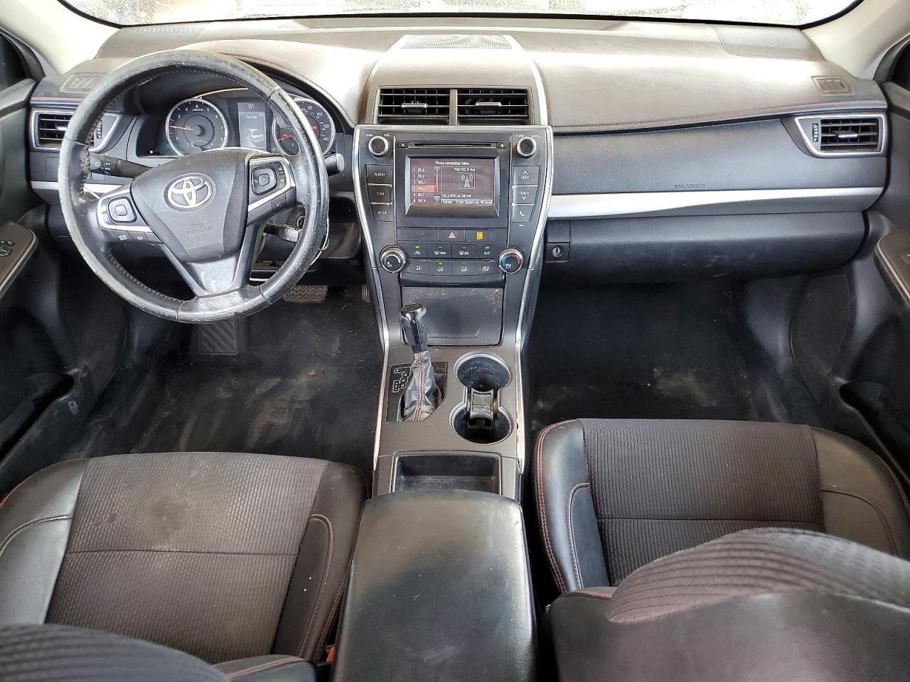 2016 TOYOTA CAMRY