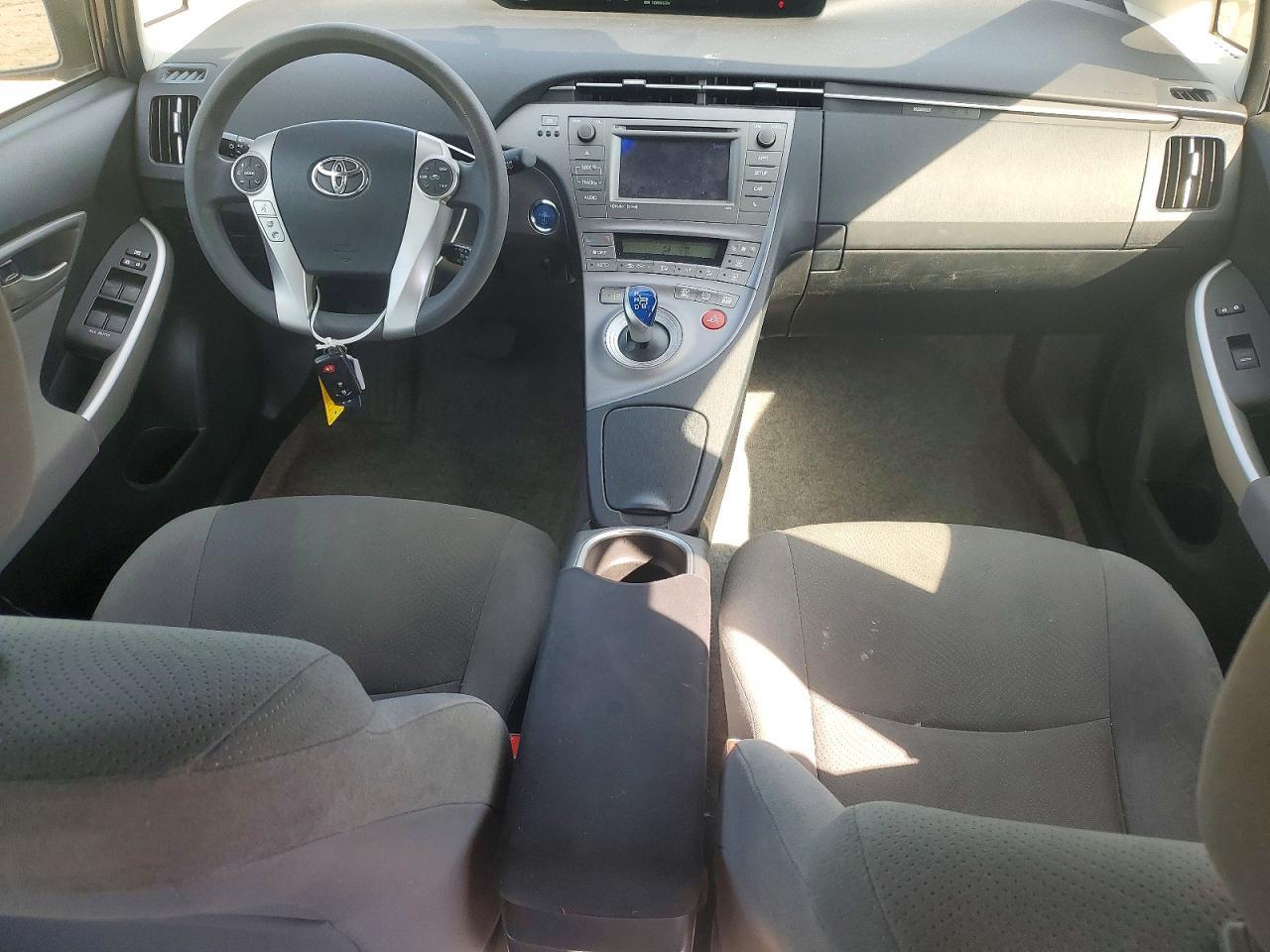 2014 TOYOTA PRIUS
