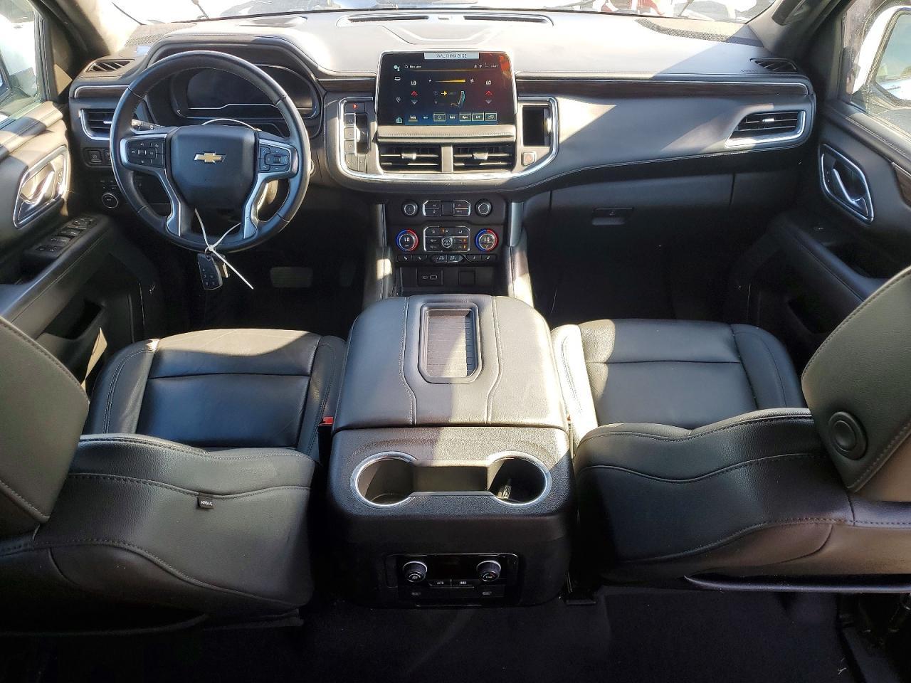 2023 CHEVROLET Suburban