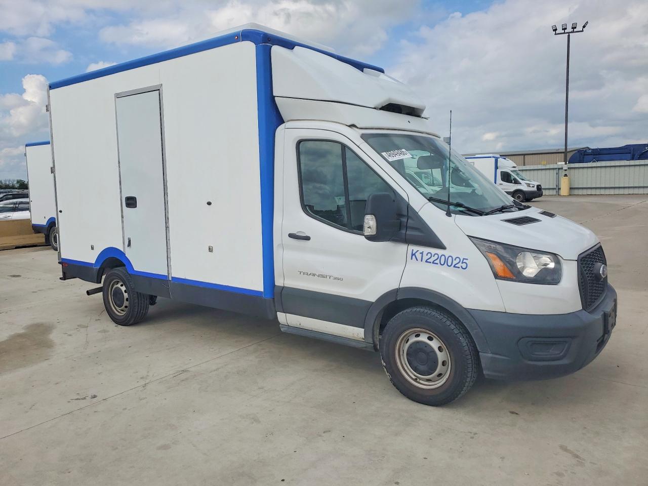 2021 FORD Transit