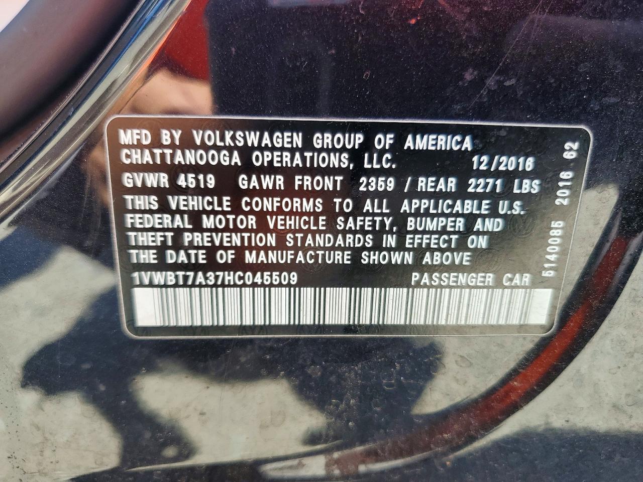 2017 VOLKSWAGEN Passat