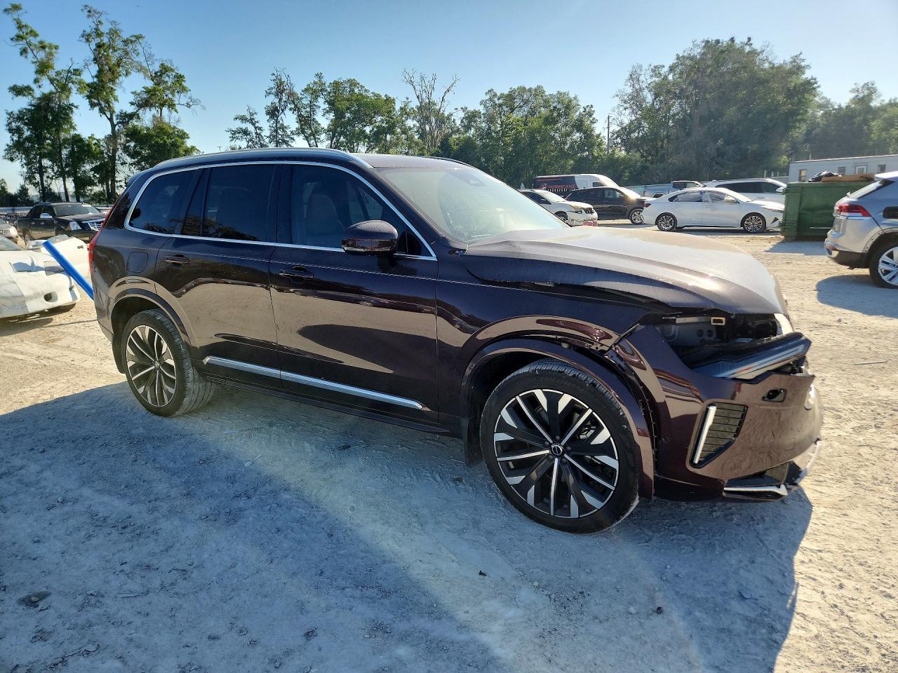 2025 VOLVO XC90