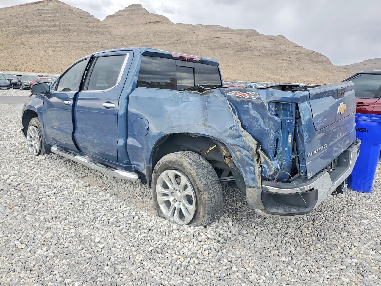 2024 CHEVROLET Silverado