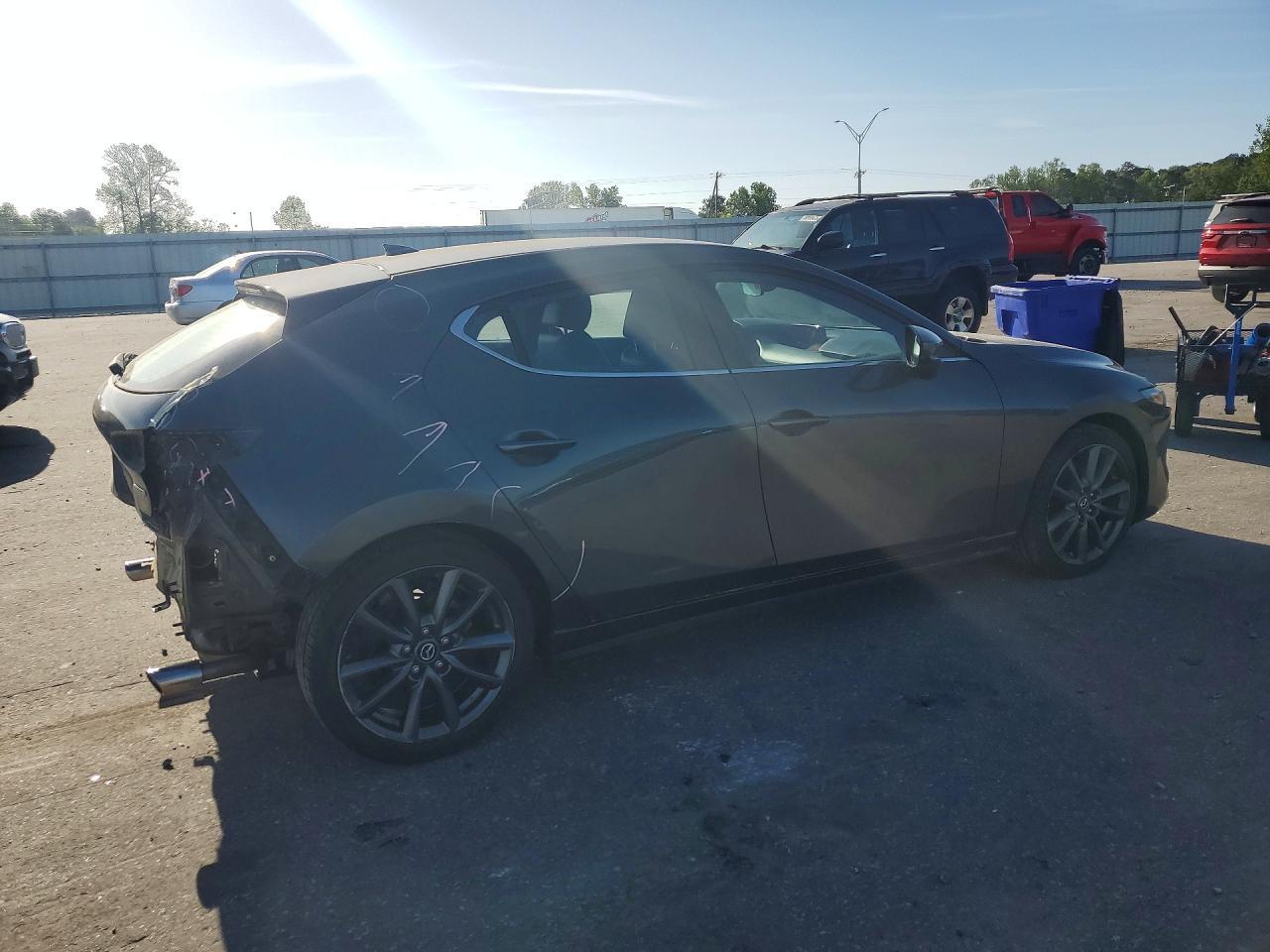 2020 MAZDA 3