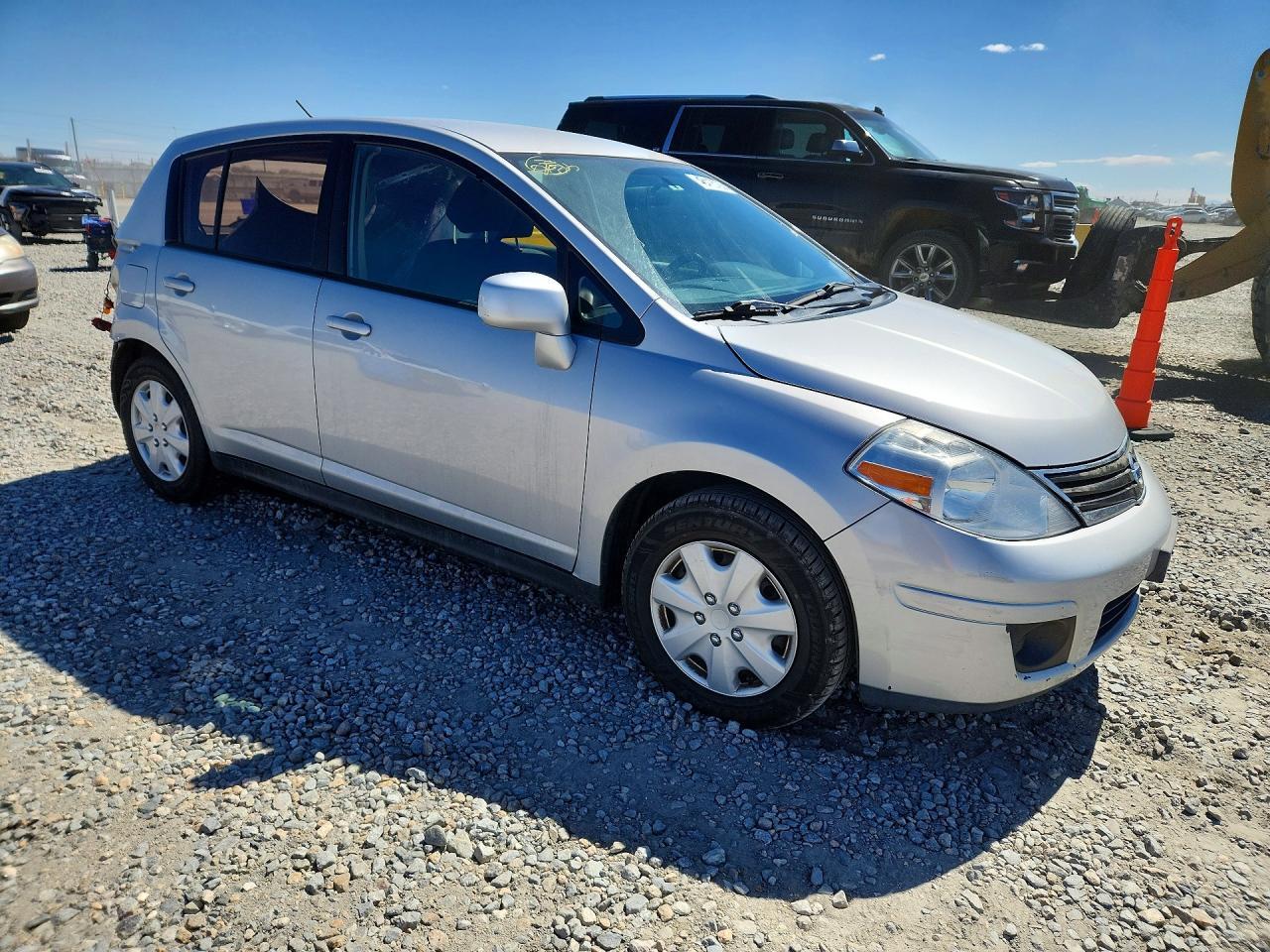 2011 NISSAN VERSA