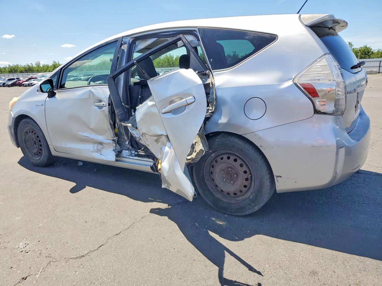 2012 TOYOTA PRIUS V