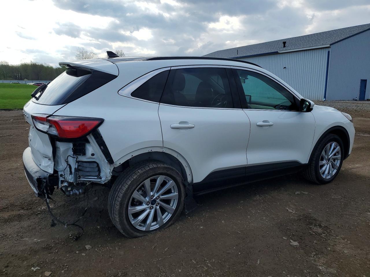 2022 FORD ESCAPE