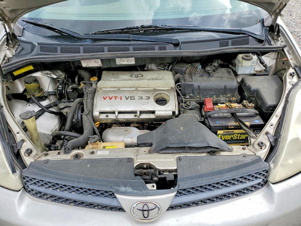 2005 TOYOTA SIENNA