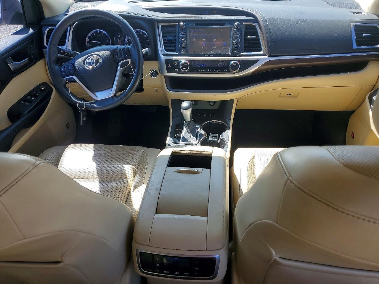 2015 TOYOTA HIGHLANDER