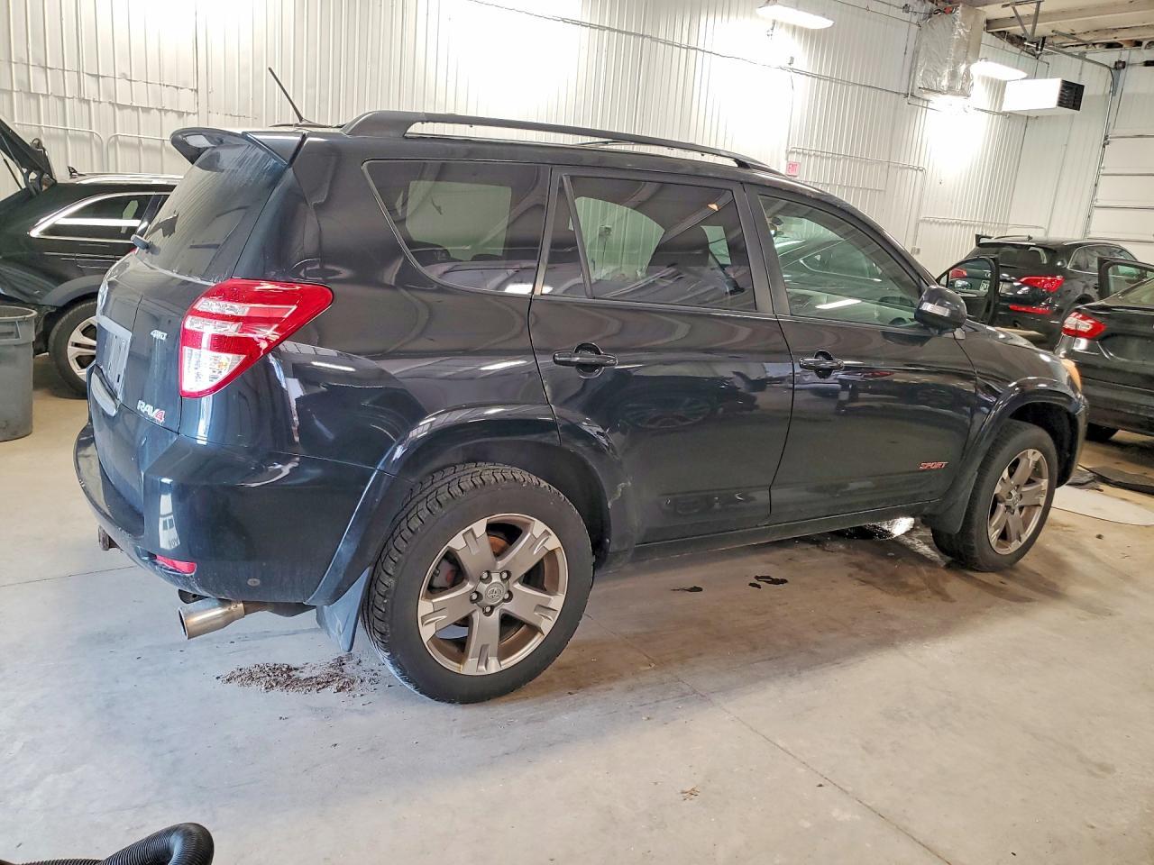 2010 TOYOTA RAV4