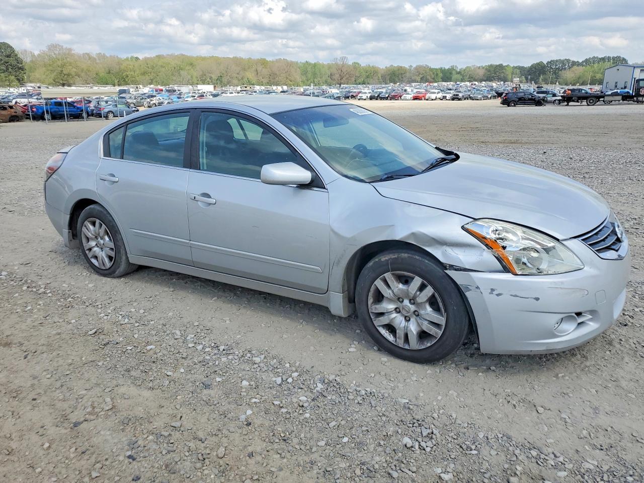2011 NISSAN ALTIMA