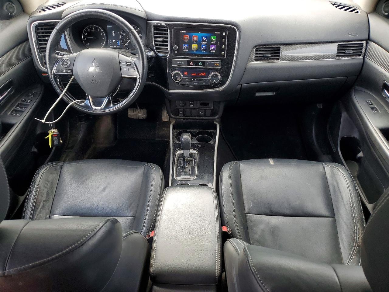 2019 MITSUBISHI outlander