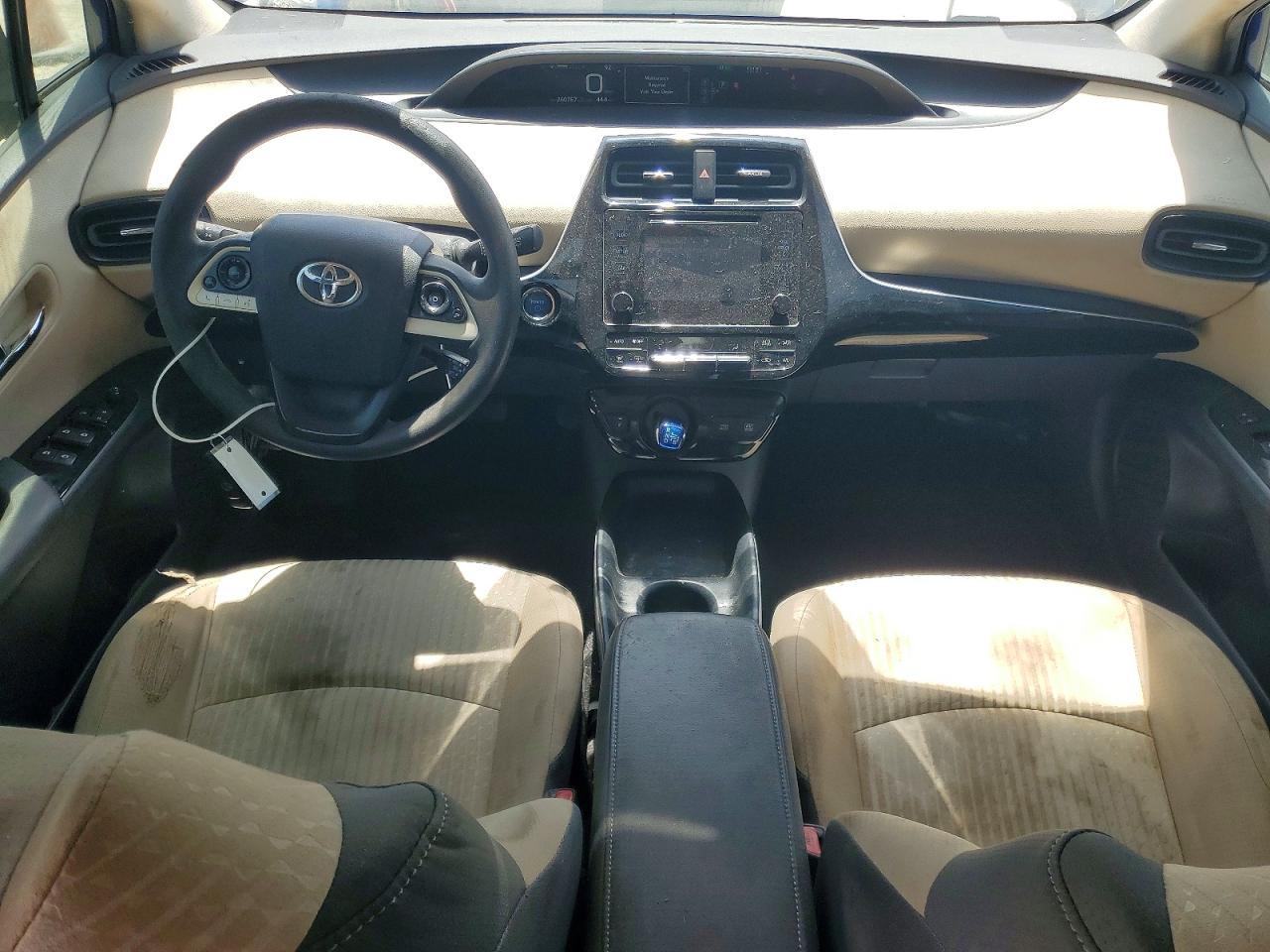 2016 TOYOTA PRIUS