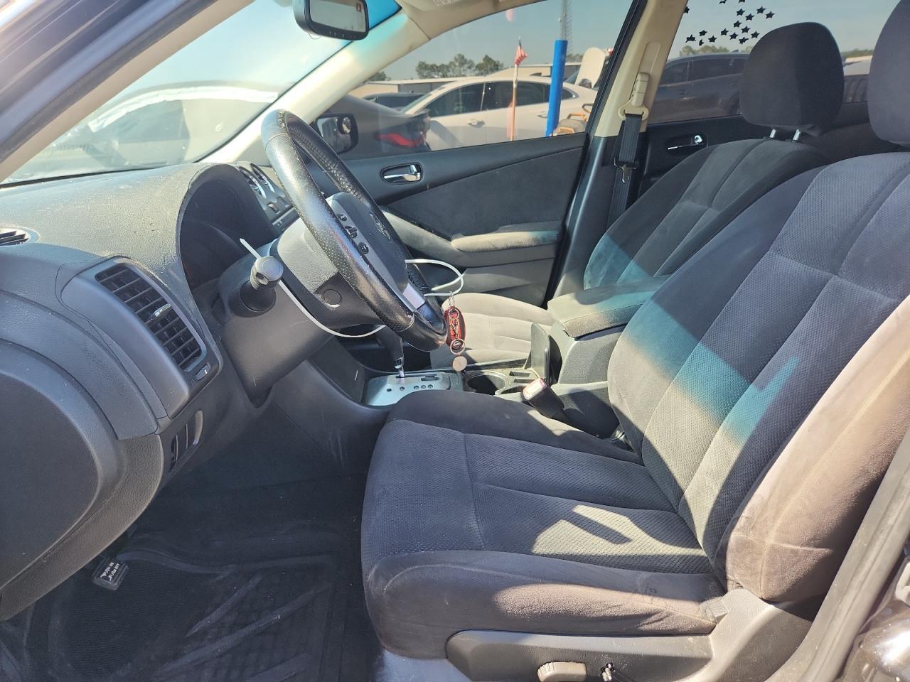 2009 NISSAN ALTIMA