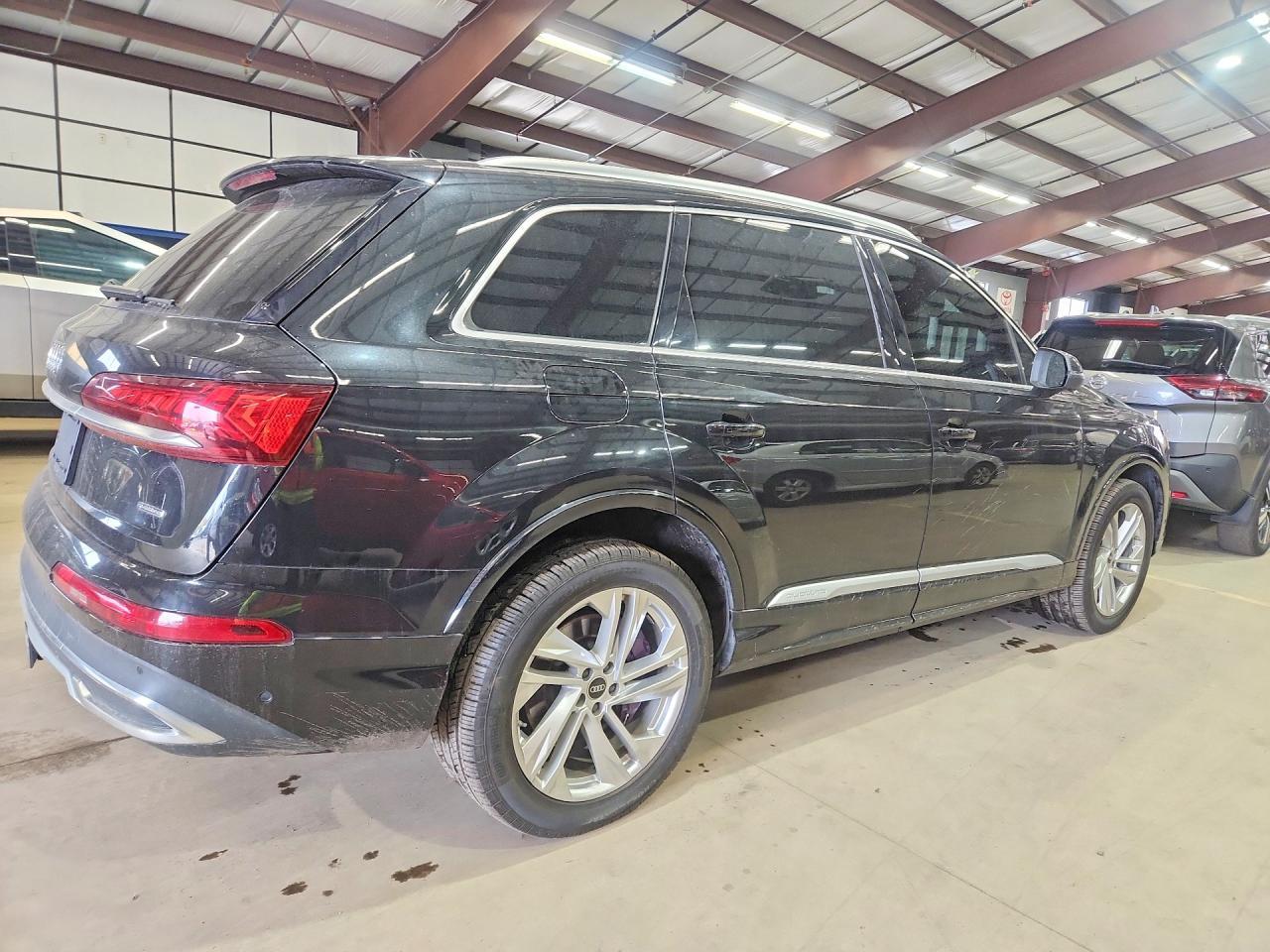 2023 AUDI Q7