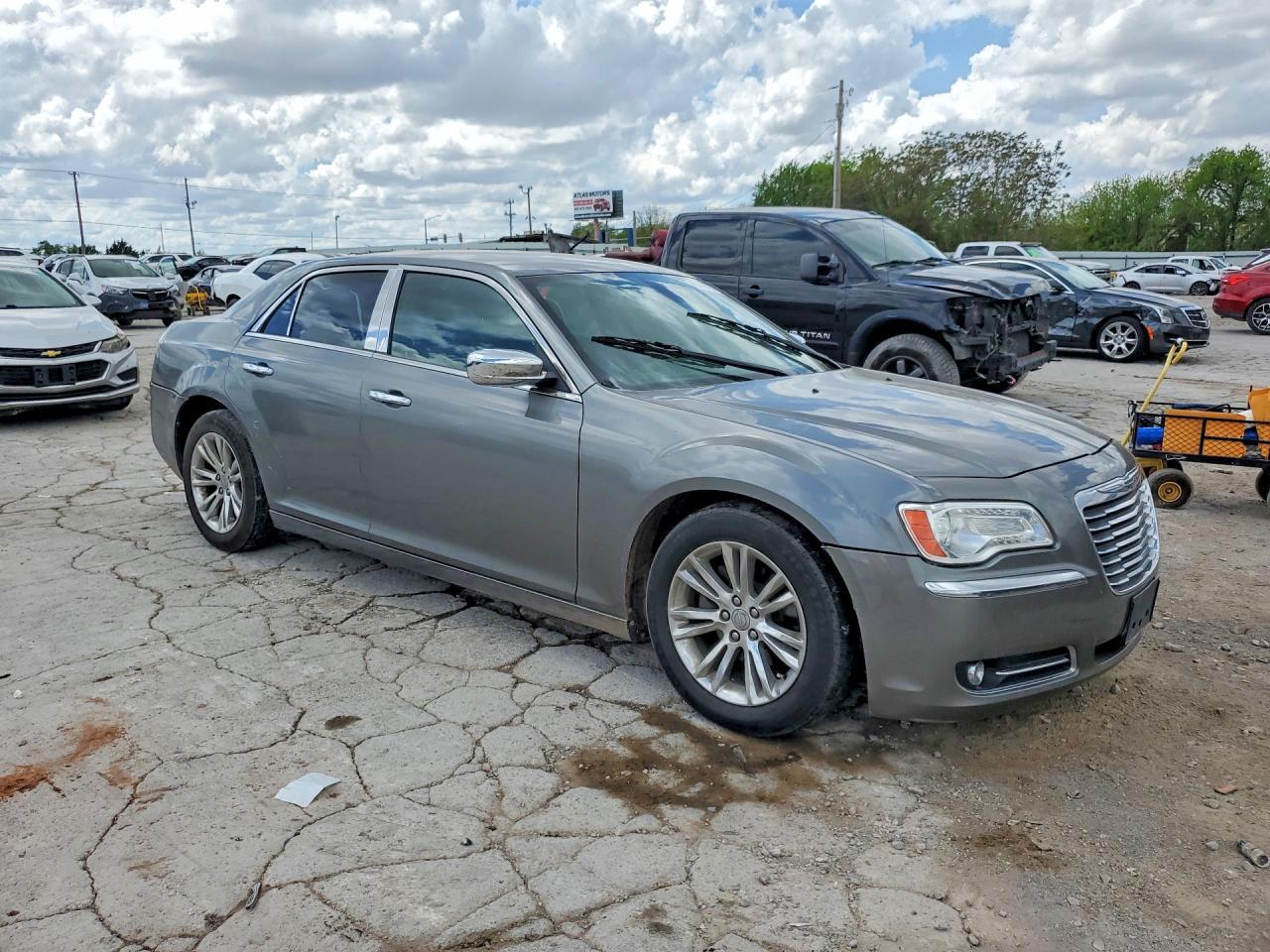 2012 CHRYSLER 300