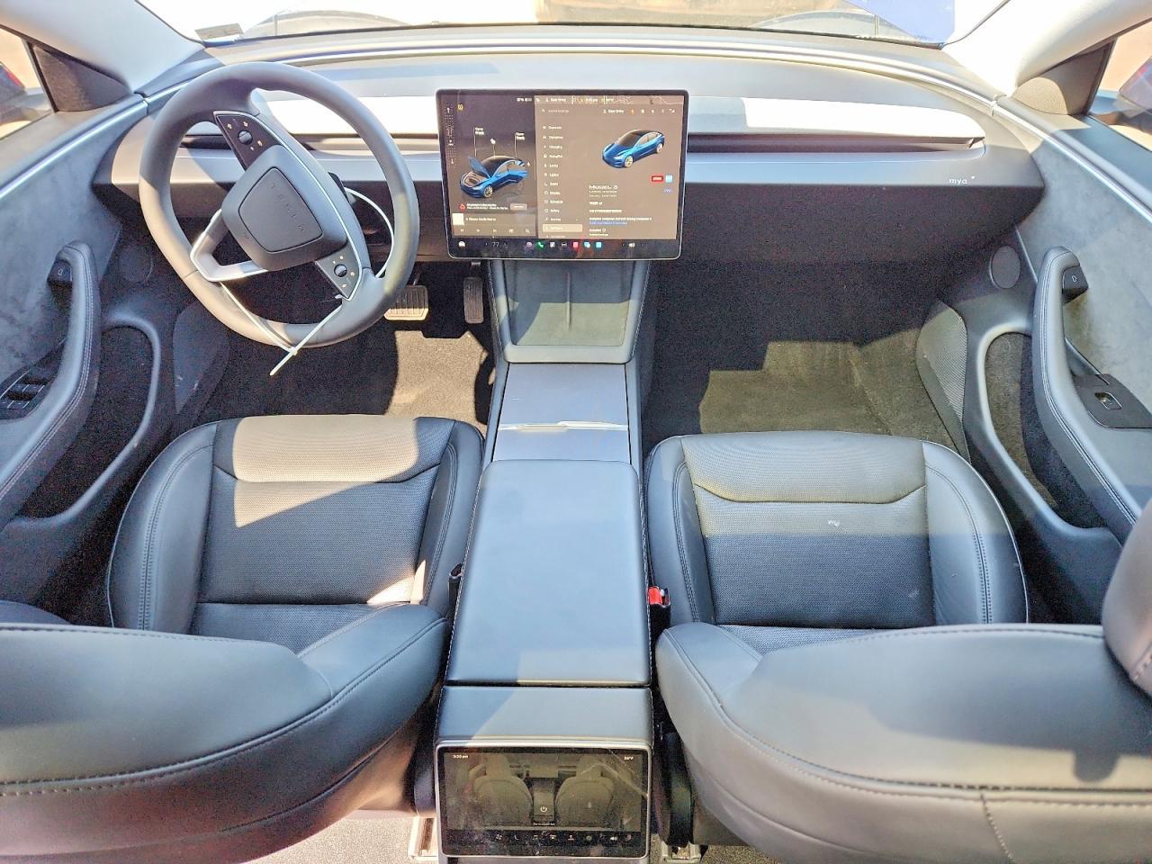 2025 TESLA MODEL 3
