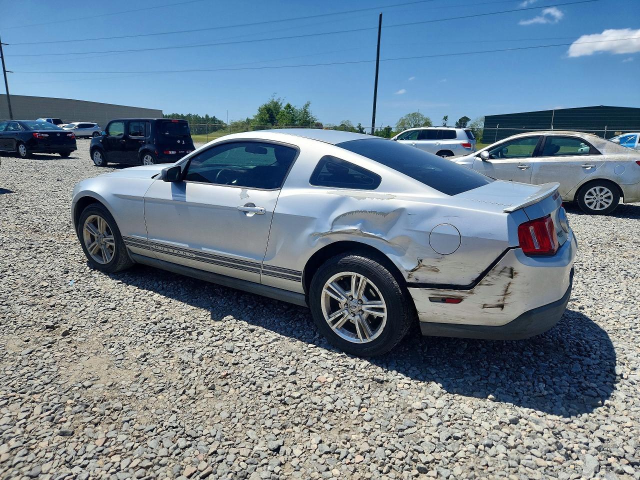 2010 FORD MUSTANG