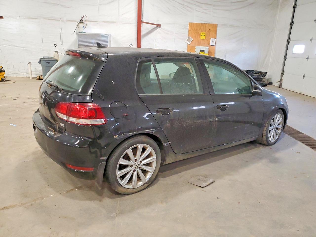 2014 VOLKSWAGEN GOLF