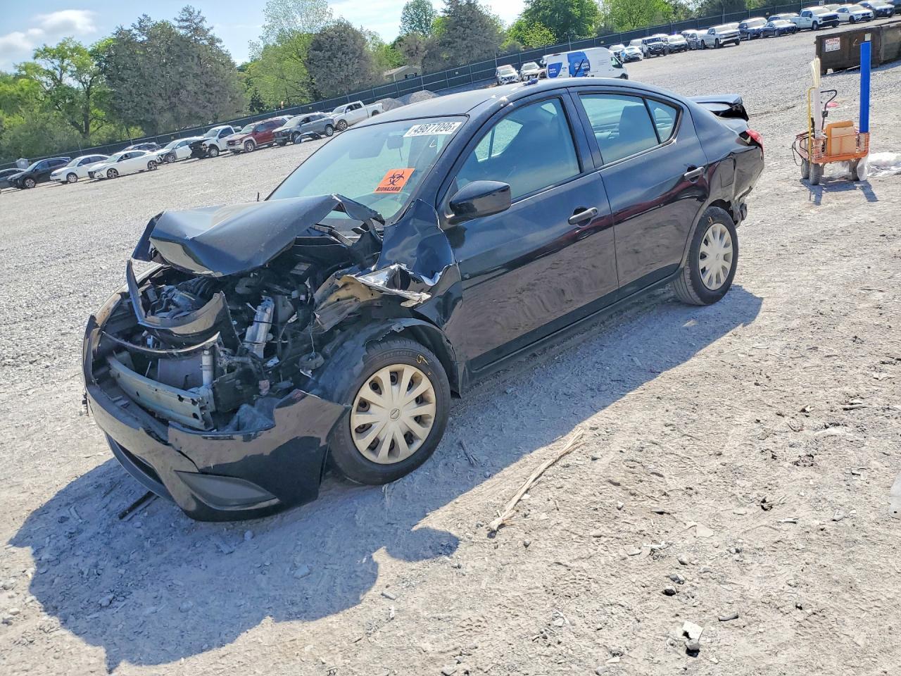 2017 NISSAN VERSA
