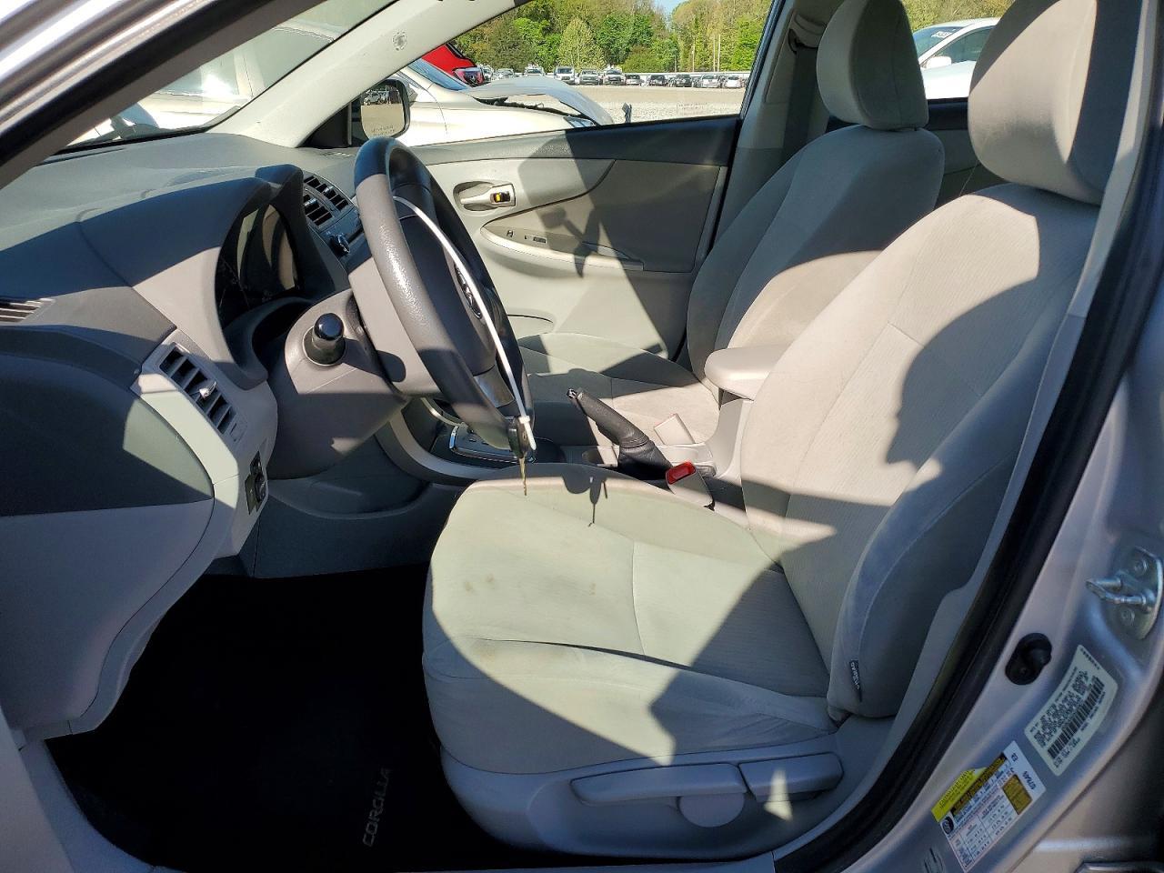 2010 TOYOTA COROLLA