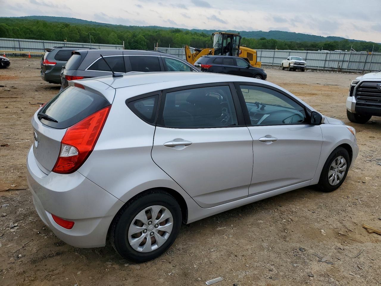 2016 HYUNDAI ACCENT