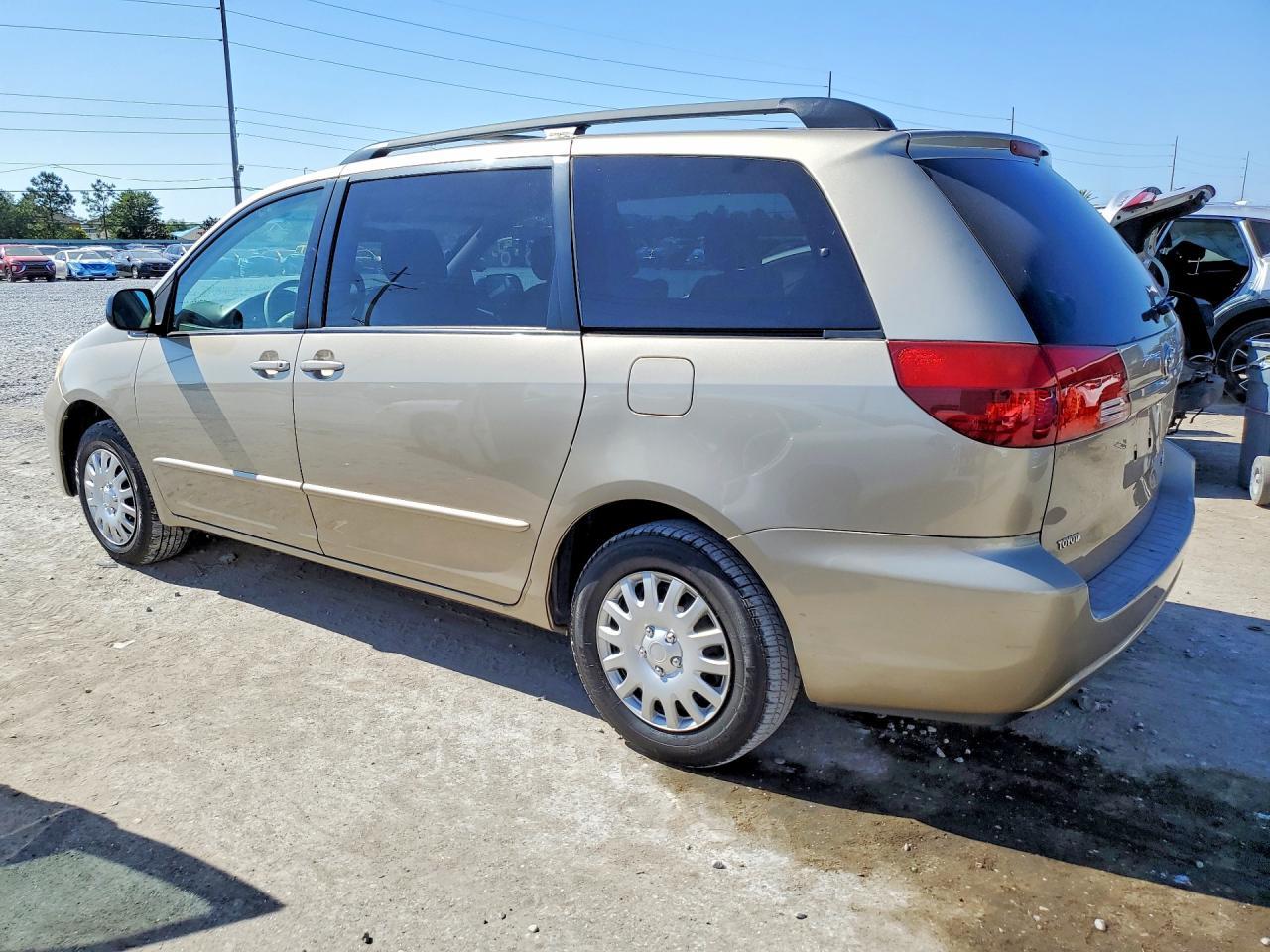 2005 TOYOTA SIENNA
