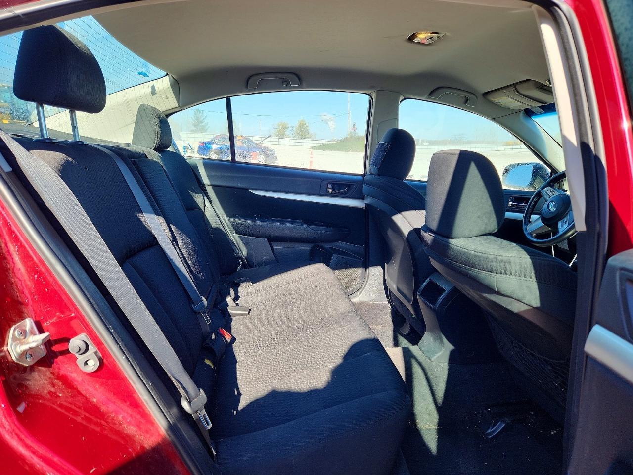 2011 SUBARU Legacy