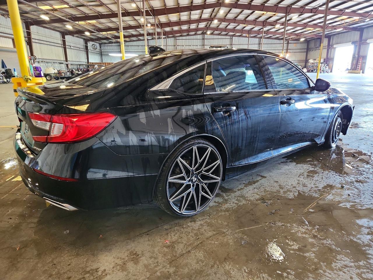 2019 HONDA ACCORD