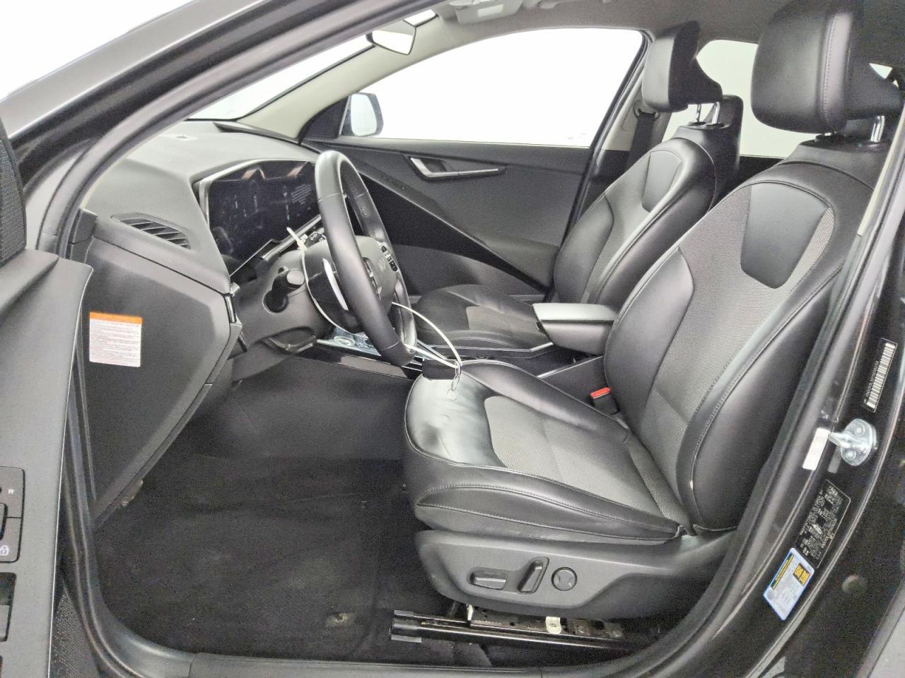 2023 KIA Niro