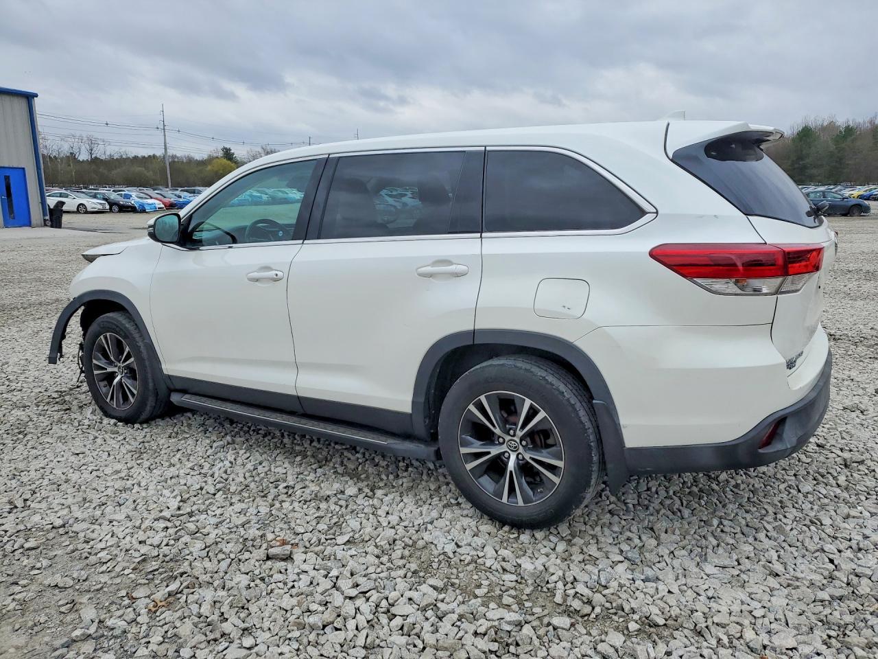 2019 TOYOTA HIGHLANDER