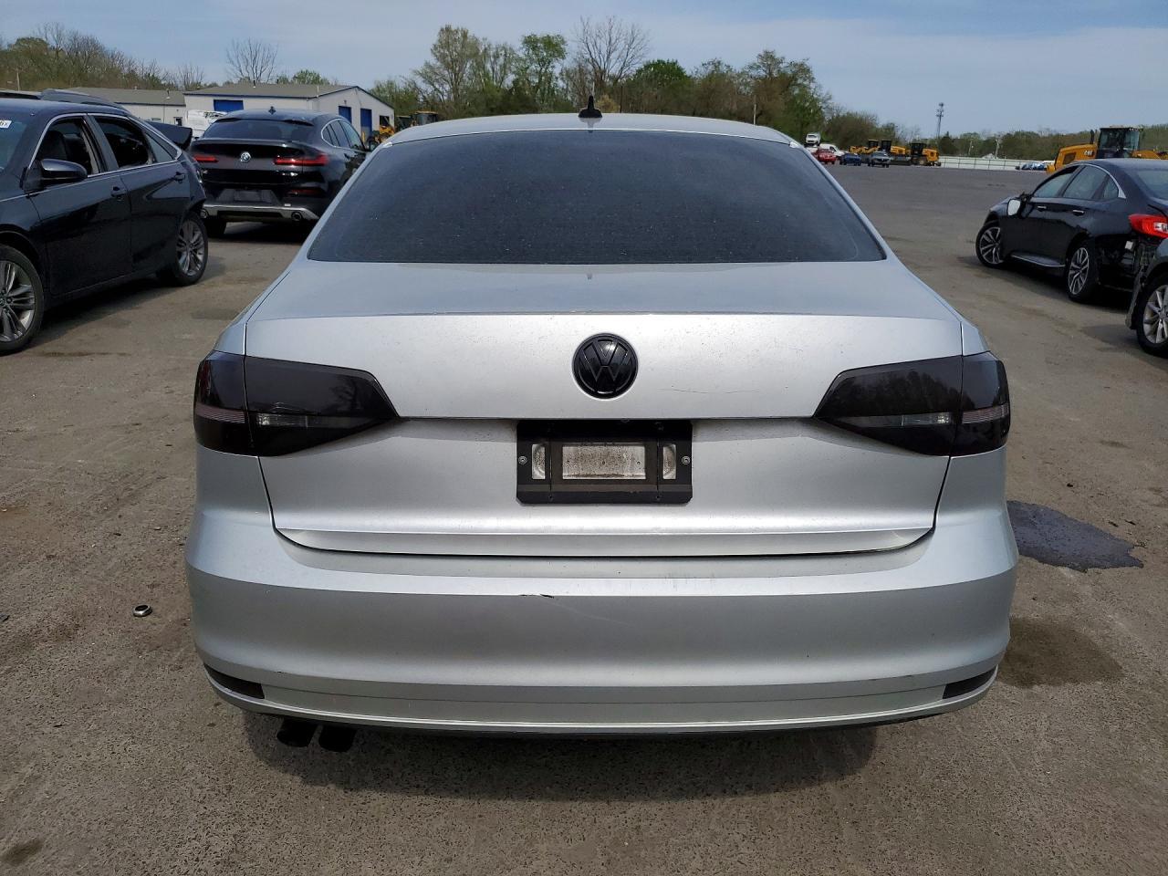 2016 VOLKSWAGEN JETTA