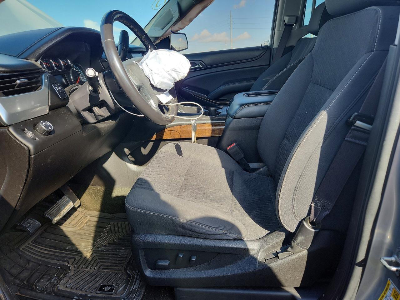 2016 CHEVROLET Tahoe