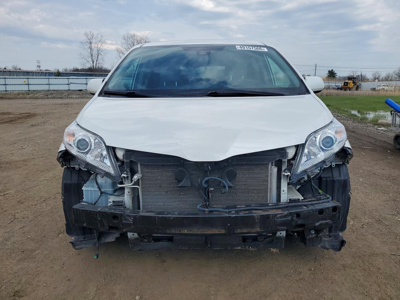 2019 TOYOTA SIENNA