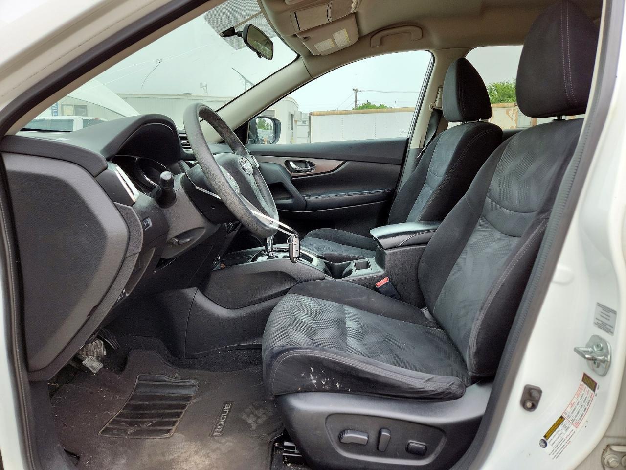 2014 NISSAN ROGUE