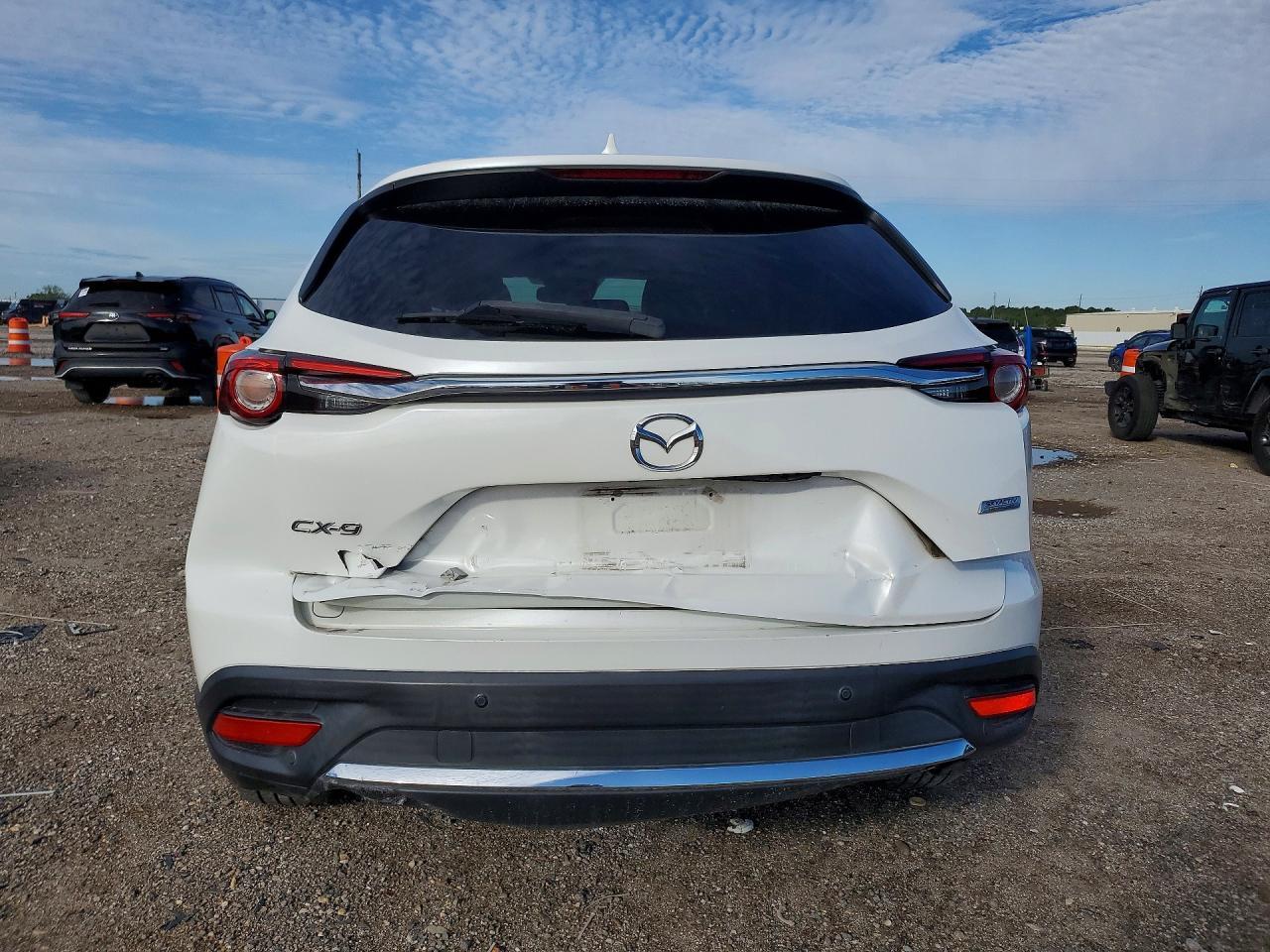 2016 MAZDA CX-9