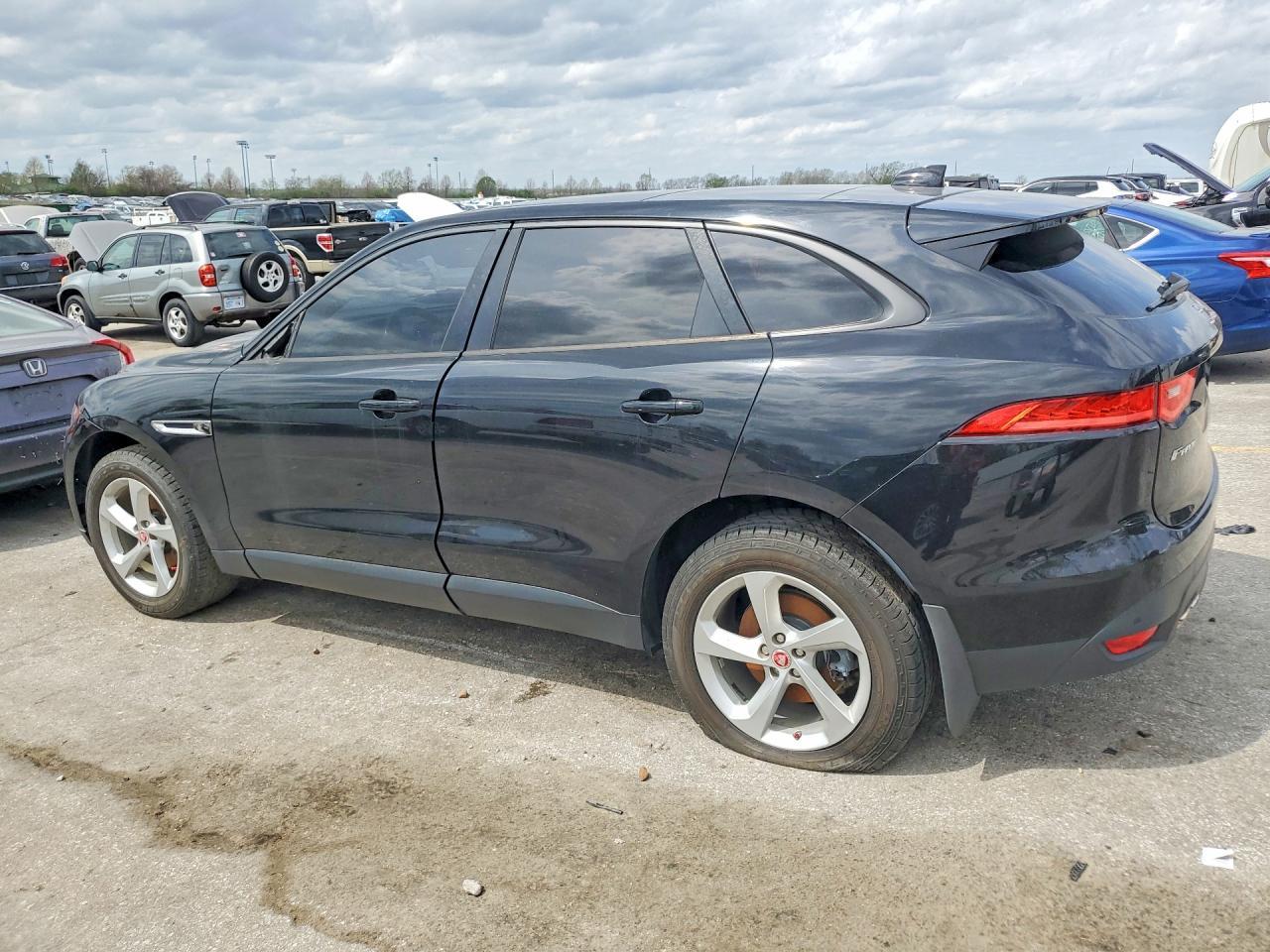 2017 JAGUAR F-Pace