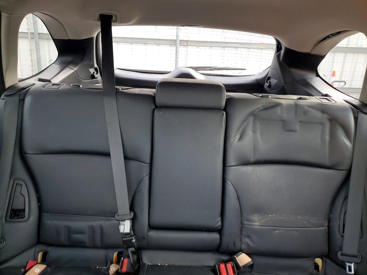 2016 SUBARU Outback