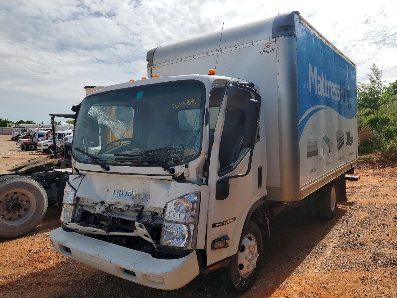2017 ISUZU NPR