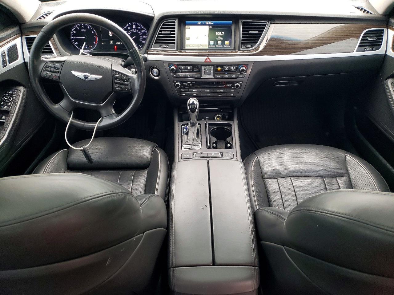 2015 HYUNDAI GENESIS
