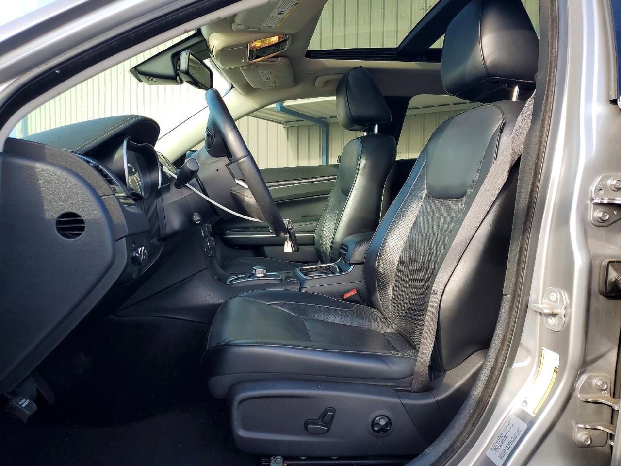 2017 CHRYSLER 300