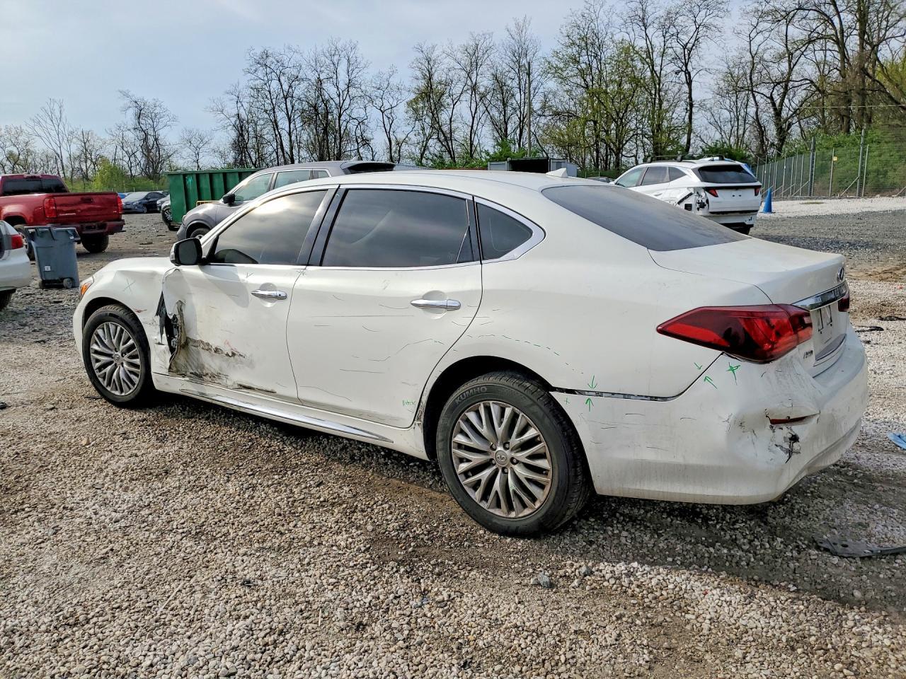 2015 INFINITI Q70