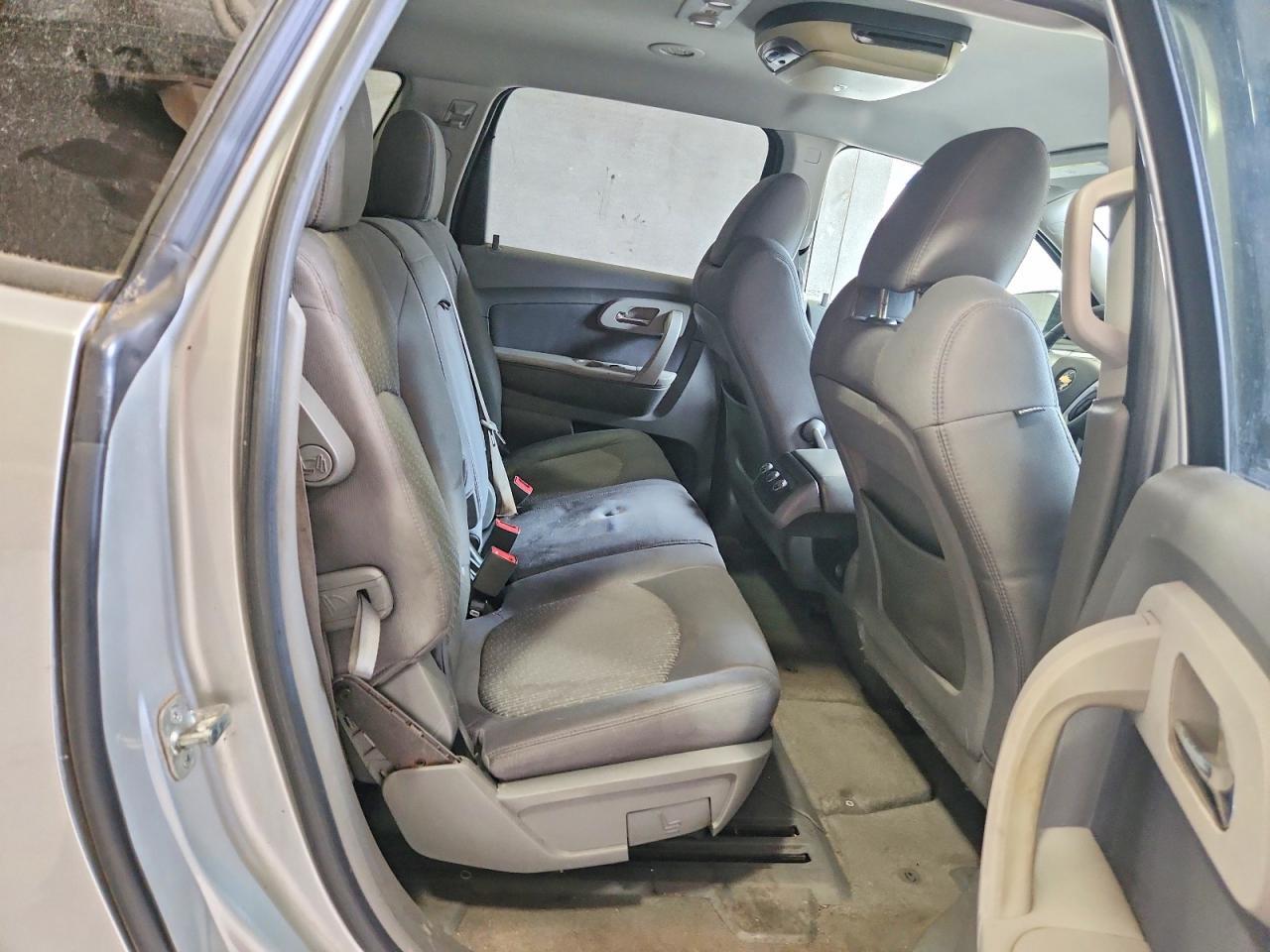 2011 CHEVROLET TRAVERSE