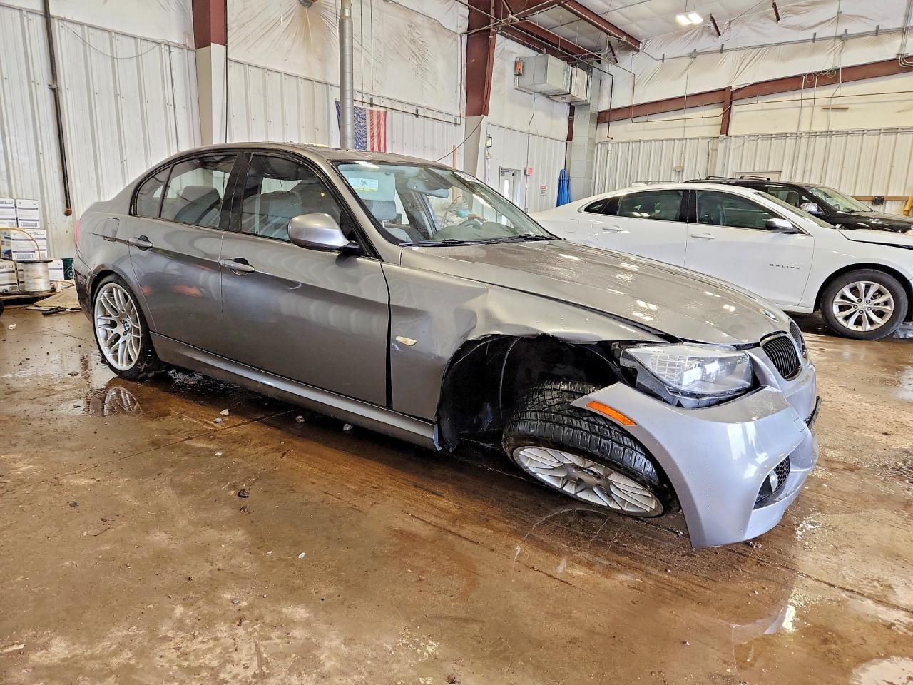 2011 BMW 3 SERIES