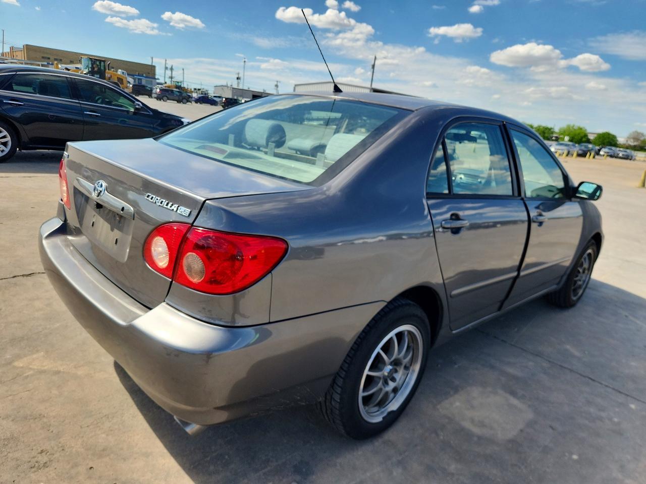 2005 TOYOTA COROLLA