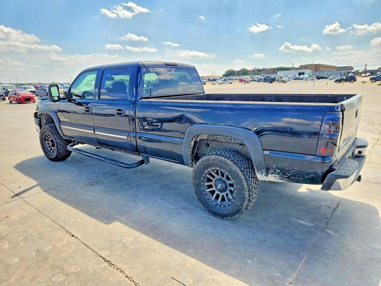 2004 CHEVROLET Silverado 2500