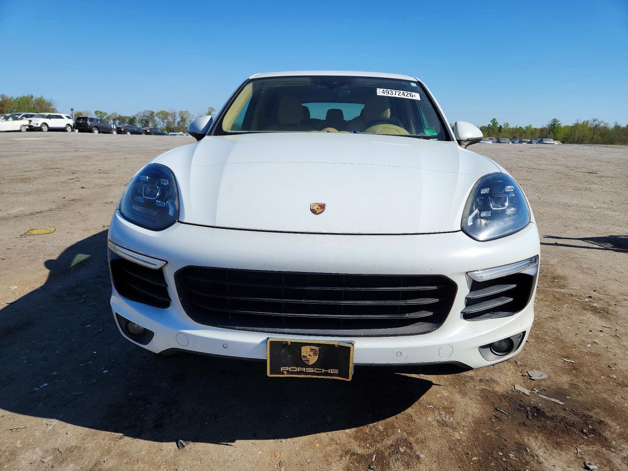 2015 PORSCHE CAYENNE