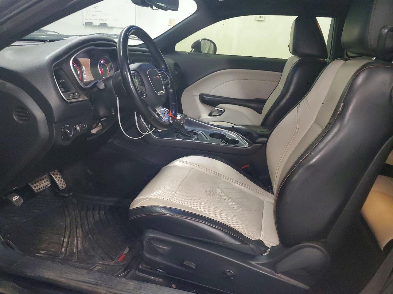 2015 DODGE Challenger