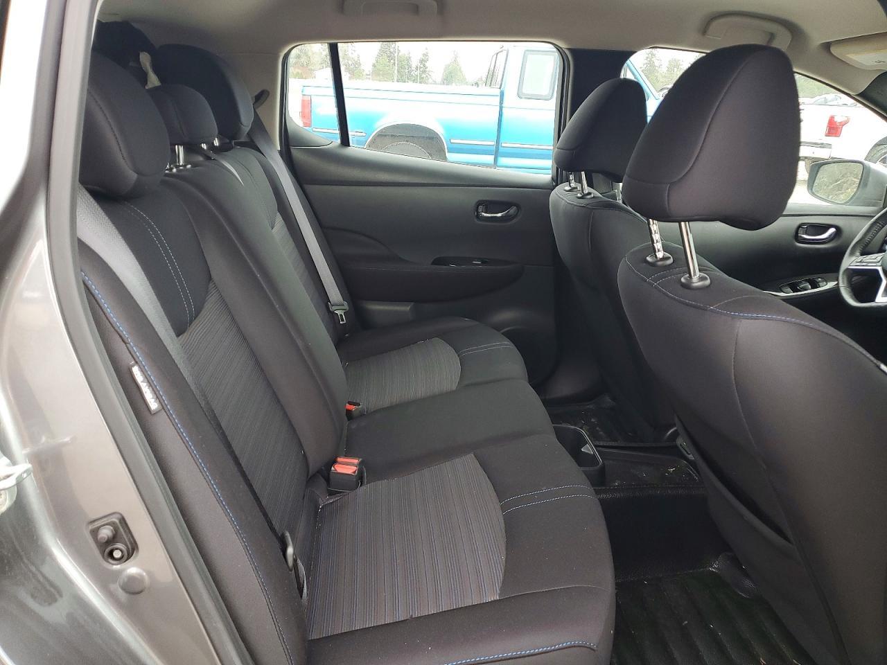 2020 NISSAN LEAF