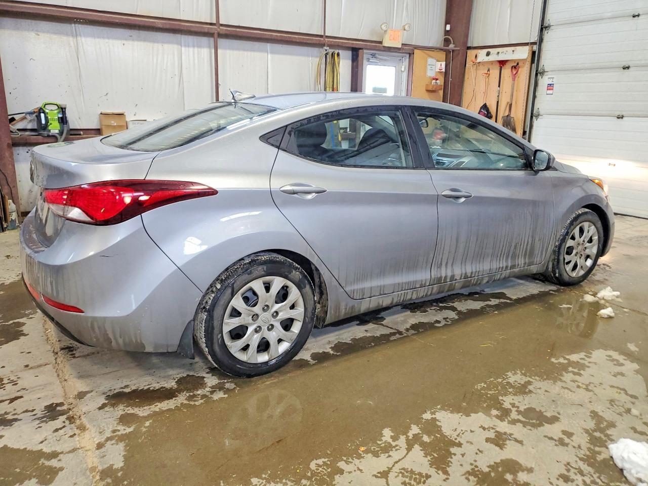 2016 HYUNDAI ELANTRA